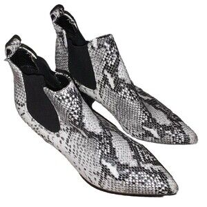 Blondo Womens Emelia Waterproof  Black White Snake Print Ankle Booties  Size 8M